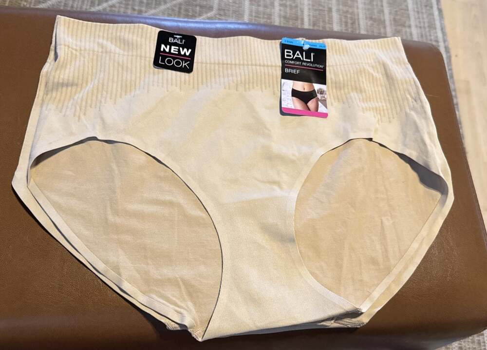 Bali Comfort Revolution Hi-Cut Panties Women 2XL/9 Beige 3 Pack DFMSH3 APRU NWT